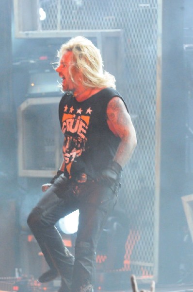 Mötley Crüe at the Verizon Wireless Amphitheater, Selma, Texas