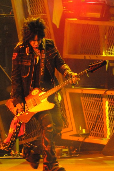 Mötley Crüe at the Verizon Wireless Amphitheater, Selma, Texas