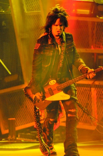 Mötley Crüe at the Verizon Wireless Amphitheater, Selma, Texas