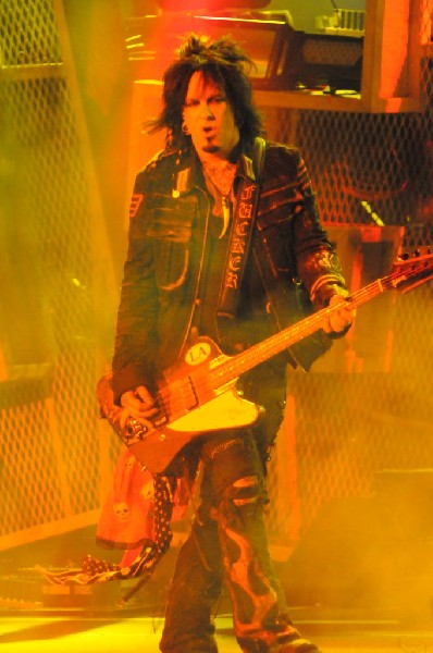 Mötley Crüe at the Verizon Wireless Amphitheater, Selma, Texas