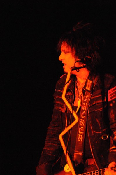 Mötley Crüe at the Verizon Wireless Amphitheater, Selma, Texas