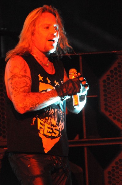 Mötley Crüe at the Verizon Wireless Amphitheater, Selma, Texas