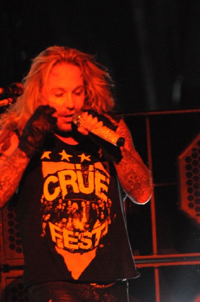 Mötley Crüe at the Verizon Wireless Amphitheater, Selma, Texas