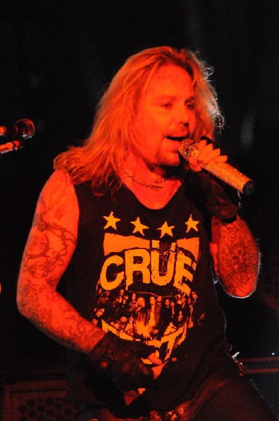 Mötley Crüe at the Verizon Wireless Amphitheater, Selma, Texas