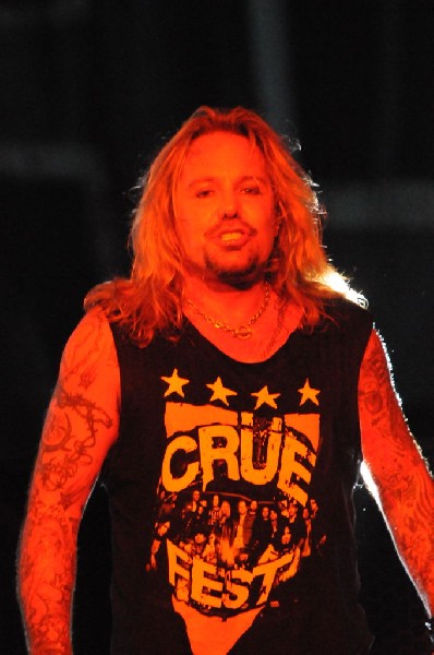Mötley Crüe at the Verizon Wireless Amphitheater, Selma, Texas