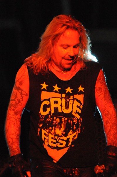 Mötley Crüe at the Verizon Wireless Amphitheater, Selma, Texas