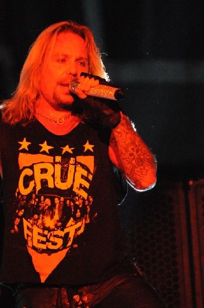 Mötley Crüe at the Verizon Wireless Amphitheater, Selma, Texas