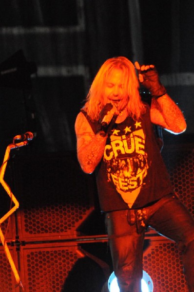Mötley Crüe at the Verizon Wireless Amphitheater, Selma, Texas
