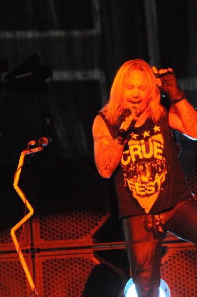 Mötley Crüe at the Verizon Wireless Amphitheater, Selma, Texas
