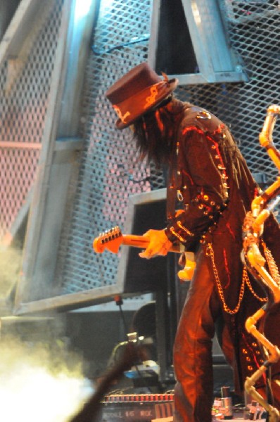 Mötley Crüe at the Verizon Wireless Amphitheater, Selma, Texas
