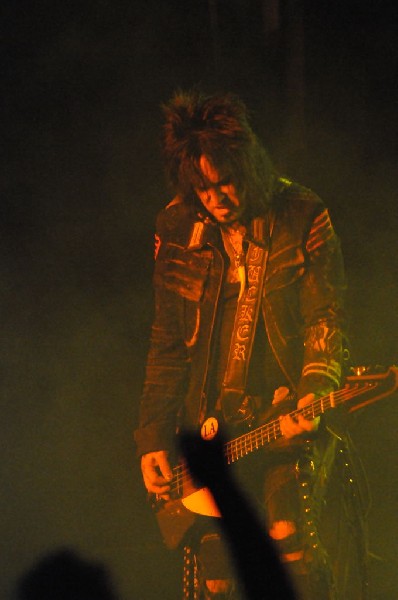 Mötley Crüe at the Verizon Wireless Amphitheater, Selma, Texas