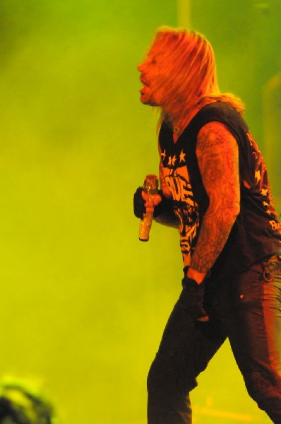 Mötley Crüe at the Verizon Wireless Amphitheater, Selma, Texas