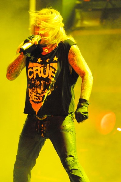 Mötley Crüe at the Verizon Wireless Amphitheater, Selma, Texas
