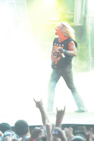 Mötley Crüe at the Verizon Wireless Amphitheater, Selma, Texas
