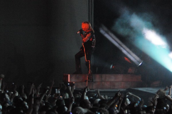 Mötley Crüe at the Verizon Wireless Amphitheater, Selma, Texas
