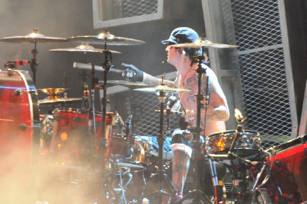 Mötley Crüe at the Verizon Wireless Amphitheater, Selma, Texas