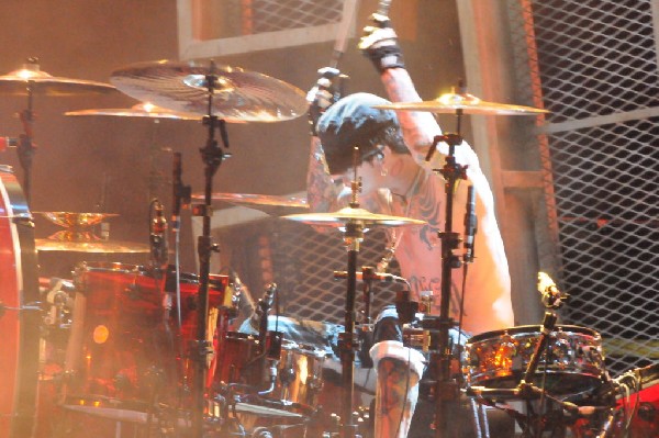 Mötley Crüe at the Verizon Wireless Amphitheater, Selma, Texas