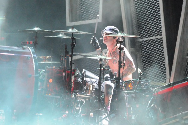 Mötley Crüe at the Verizon Wireless Amphitheater, Selma, Texas