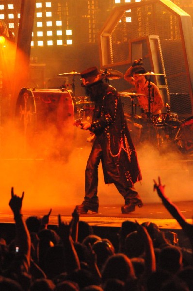 Mötley Crüe at the Verizon Wireless Amphitheater, Selma, Texas