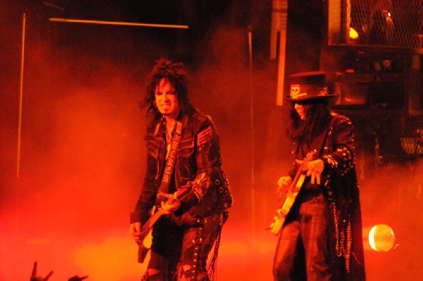 Mötley Crüe at the Verizon Wireless Amphitheater, Selma, Texas