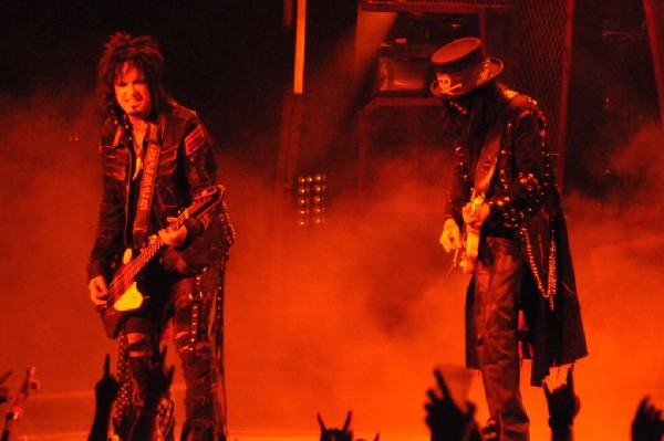 Mötley Crüe at the Verizon Wireless Amphitheater, Selma, Texas
