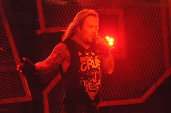 Mötley Crüe at the Verizon Wireless Amphitheater, Selma, Texas