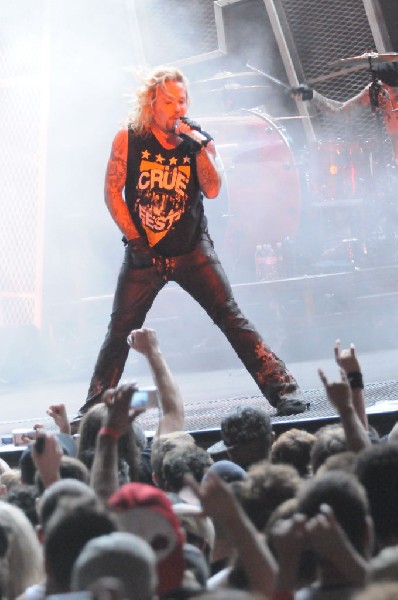 Mötley Crüe at the Verizon Wireless Amphitheater, Selma, Texas
