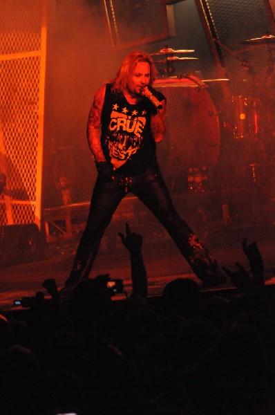 Mötley Crüe at the Verizon Wireless Amphitheater, Selma, Texas