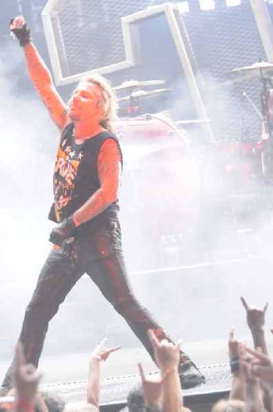 Mötley Crüe at the Verizon Wireless Amphitheater, Selma, Texas