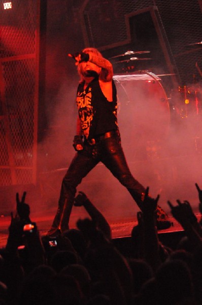 Mötley Crüe at the Verizon Wireless Amphitheater, Selma, Texas