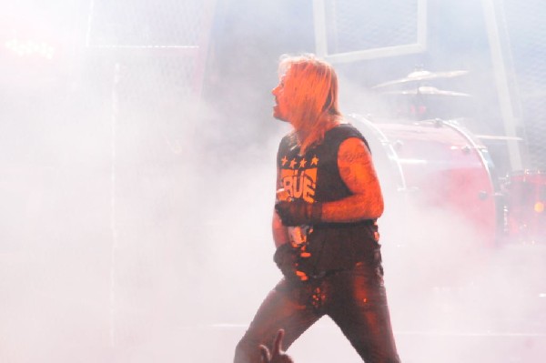 Mötley Crüe at the Verizon Wireless Amphitheater, Selma, Texas