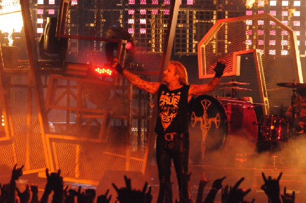 Mötley Crüe at the Verizon Wireless Amphitheater, Selma, Texas