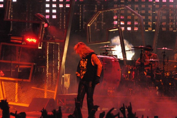 Mötley Crüe at the Verizon Wireless Amphitheater, Selma, Texas