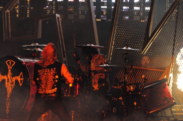 Mötley Crüe at the Verizon Wireless Amphitheater, Selma, Texas