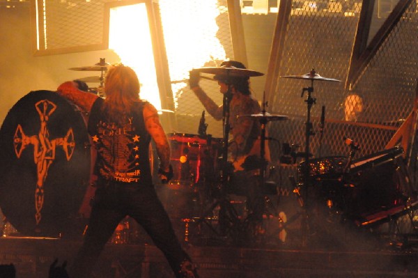 Mötley Crüe at the Verizon Wireless Amphitheater, Selma, Texas