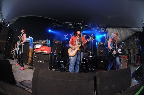 Nashville Pussy at Stubb's BarBQ, Austin, Texas