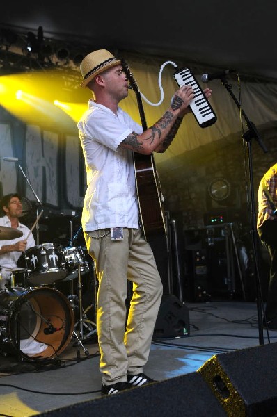 Nathen Maxwell & the Original Bunny Gang at Stubb's BarBQ, Austin, Texa