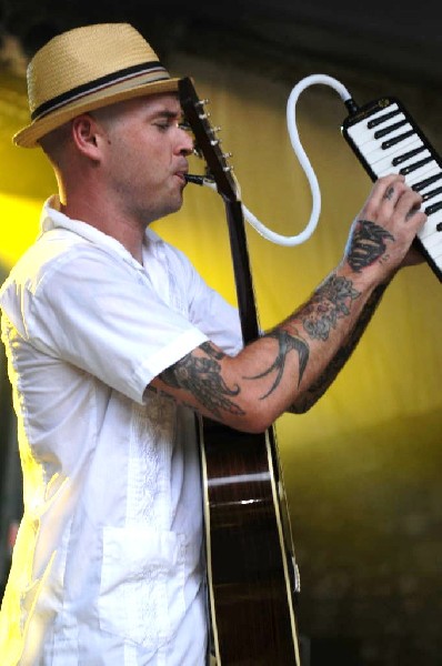 Nathen Maxwell & the Original Bunny Gang at Stubb's BarBQ, Austin, Texa