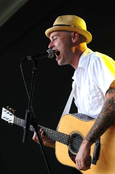 Nathen Maxwell & the Original Bunny Gang at Stubb's BarBQ, Austin, Texa