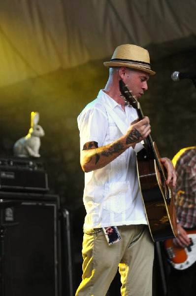 Nathen Maxwell & the Original Bunny Gang at Stubb's BarBQ, Austin, Texa