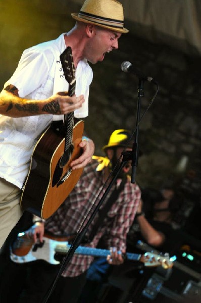 Nathen Maxwell & the Original Bunny Gang at Stubb's BarBQ, Austin, Texa
