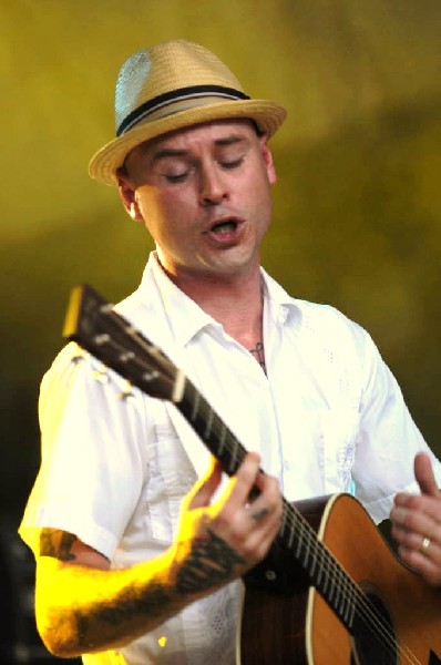 Nathen Maxwell & the Original Bunny Gang at Stubb's BarBQ, Austin, Texa