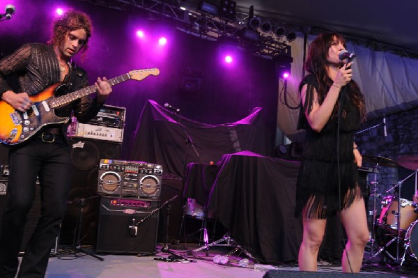 Nico Vega at Stubb's BarBQ 05/12/10