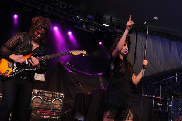 Nico Vega at Stubb's BarBQ 05/12/10