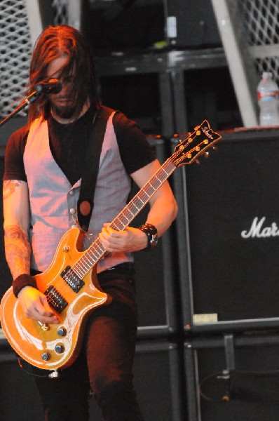 Papa Roach at the Verizon Wireless Amphitheater, Selma, Texas