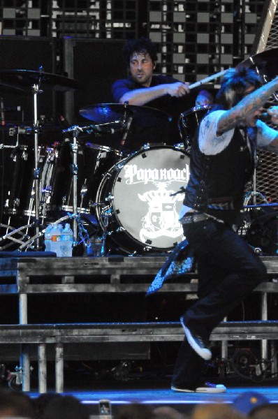 Papa Roach at the Verizon Wireless Amphitheater, Selma, Texas