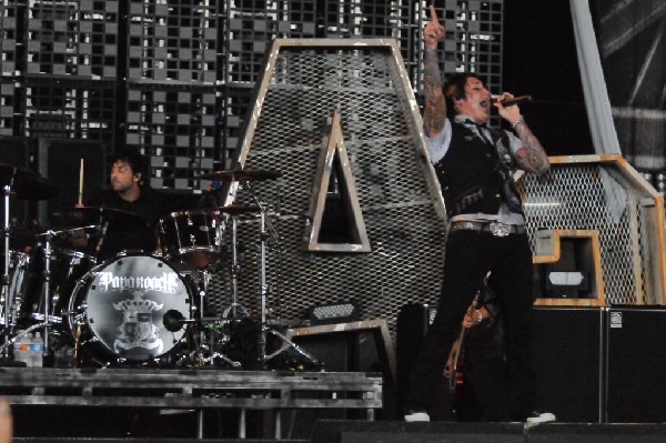 Papa Roach at the Verizon Wireless Amphitheater, Selma, Texas