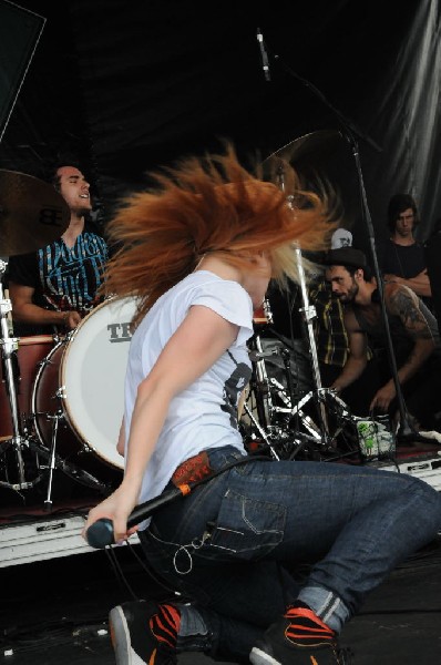 Paramore on the Route 66 Stage, Warped Tour, Verizon Wireless Amphitheater,