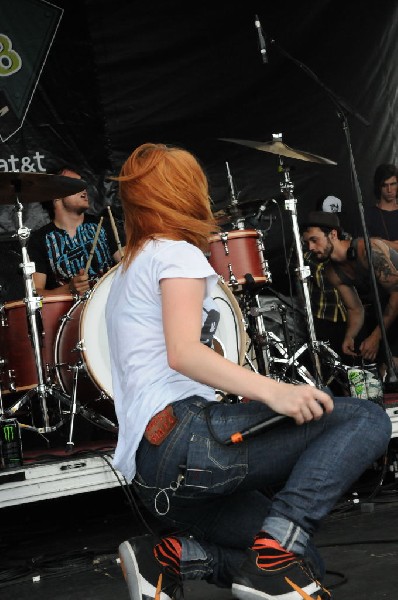 Paramore on the Route 66 Stage, Warped Tour, Verizon Wireless Amphitheater,