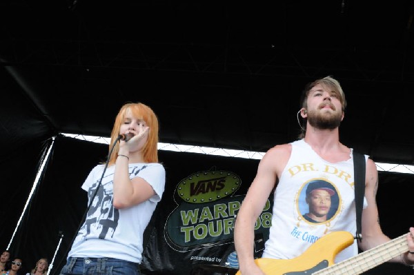 Paramore on the Route 66 Stage, Warped Tour, Verizon Wireless Amphitheater,